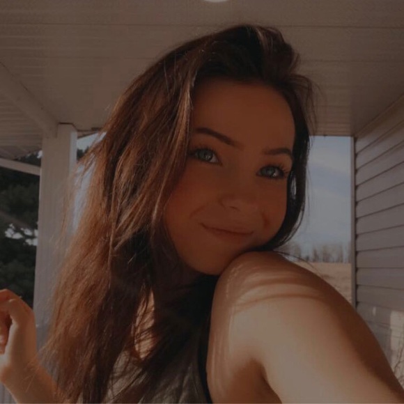 Meet your Posher, Morgan - Picture 1 of 1